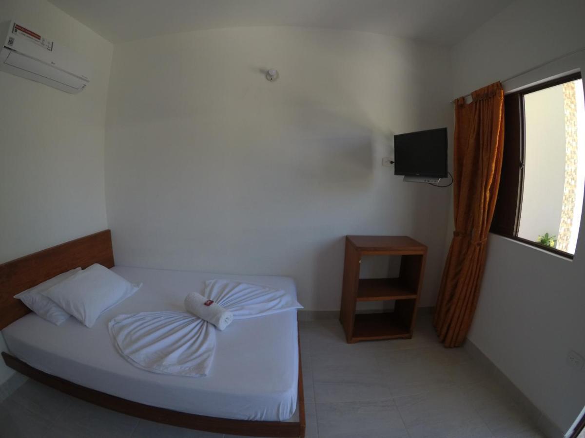 Hotel Paraiso Plaza ปูแอร์โตตรีอุนโฟ ภายนอก รูปภาพ