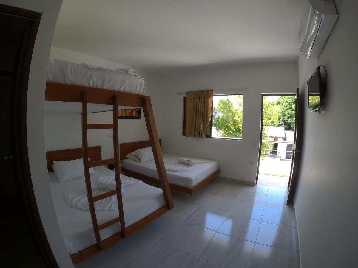 Hotel Paraiso Plaza ปูแอร์โตตรีอุนโฟ ภายนอก รูปภาพ