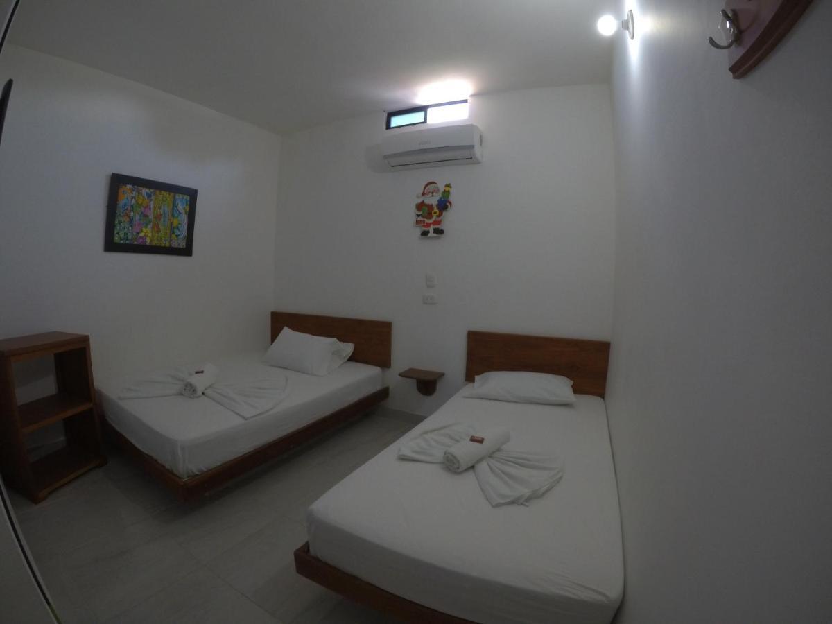 Hotel Paraiso Plaza ปูแอร์โตตรีอุนโฟ ภายนอก รูปภาพ